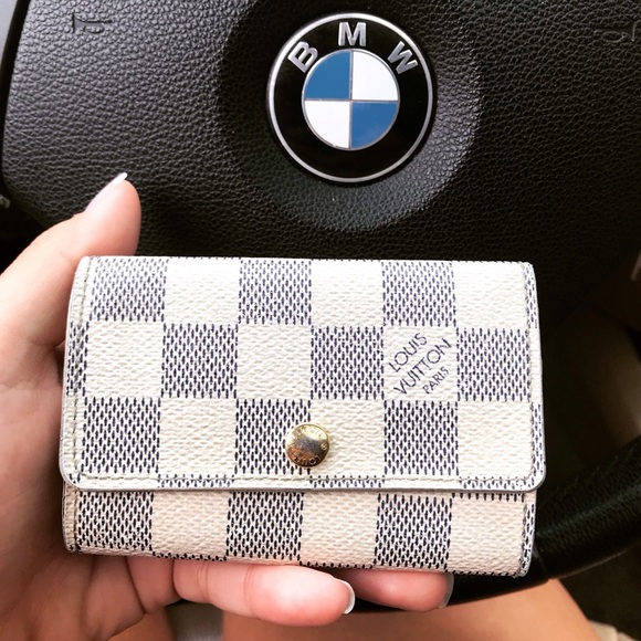 Louis Vuitton Handbags - Authentic Louis Vuitton Key/ card holder